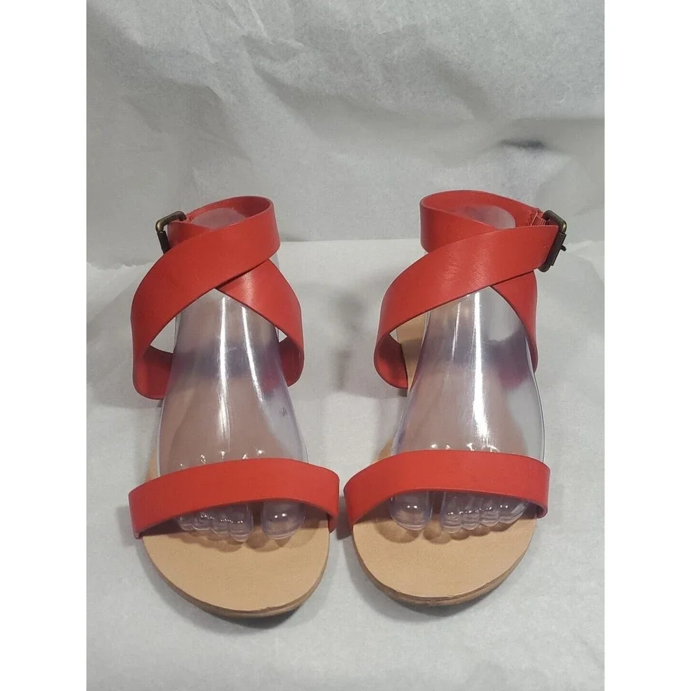 Loft Size 9M Red Faux Leather Open Toe Criss Cross Strap Stack Heel Sandals